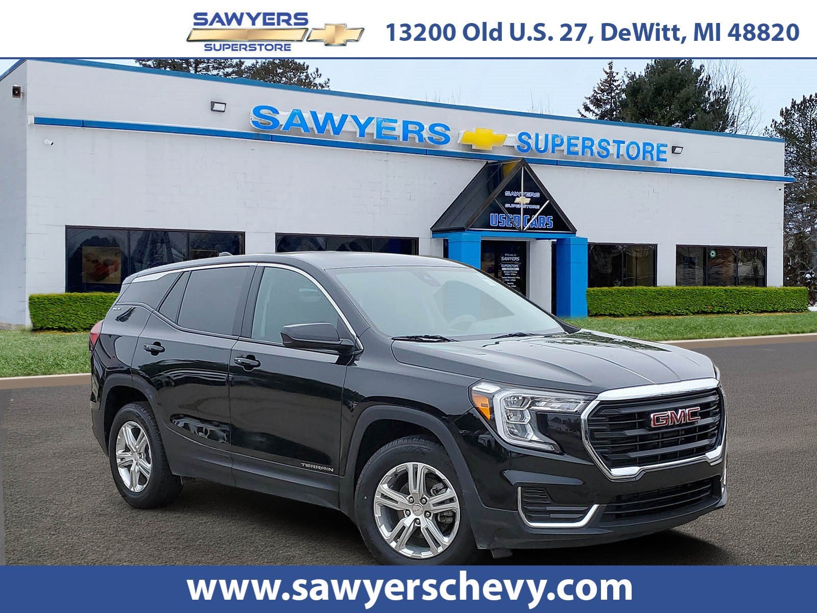 2024 GMC Terrain SLE in Ebony Twilight Metallic — front three-quarter view